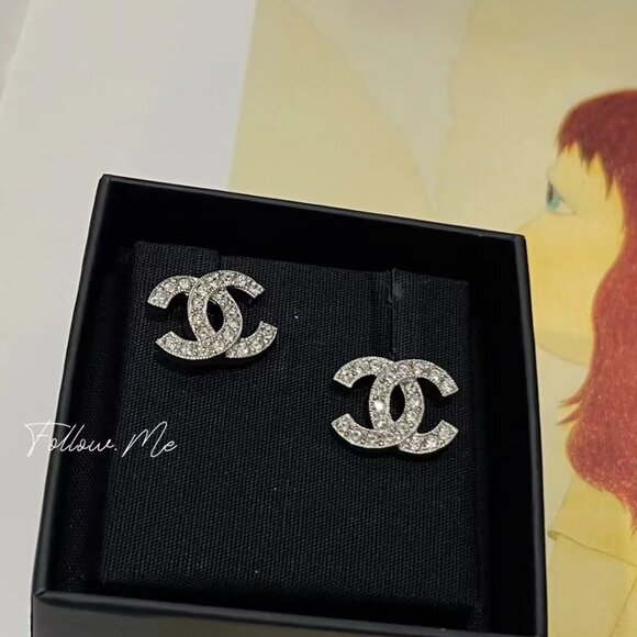 CHANEL Crystal-Embellished Silver Earrings - Picture 3 of 6